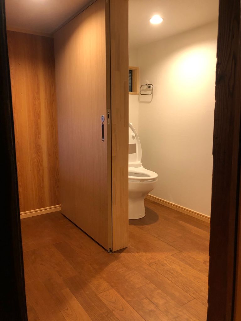 リフォーム後の洋式トイレ